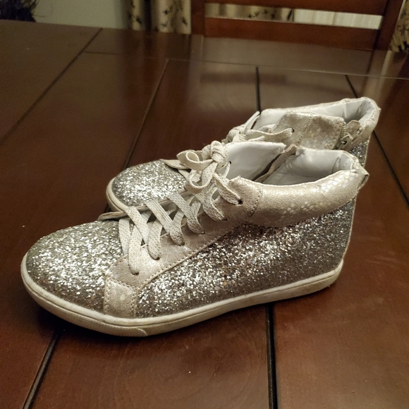 Girls Justice shoes size 6 - Picture 3 of 4